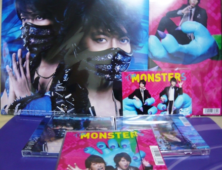 MONSTERS CD