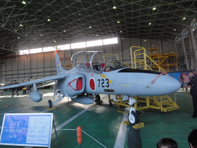 2012入間基地航空ショー 展示 航空機ー9-1練習機T-4