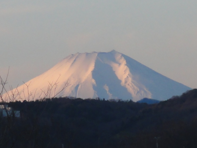 20130101日の出時の富士山 豊水橋から