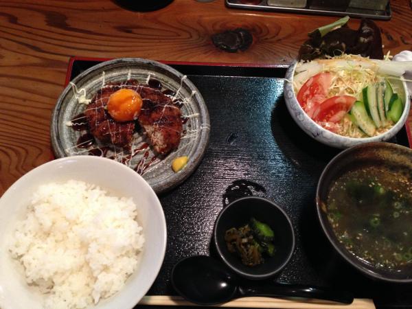 メンチカツ定食4