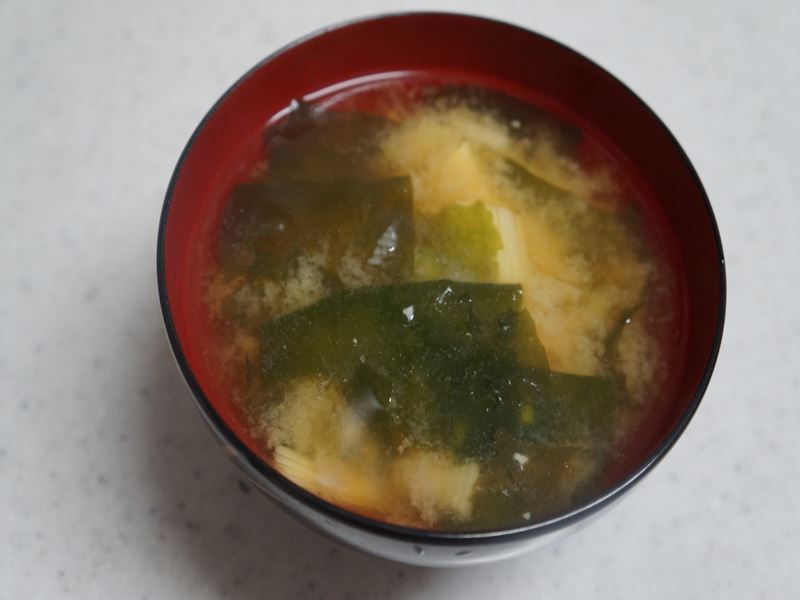 筍とワカメの味噌汁