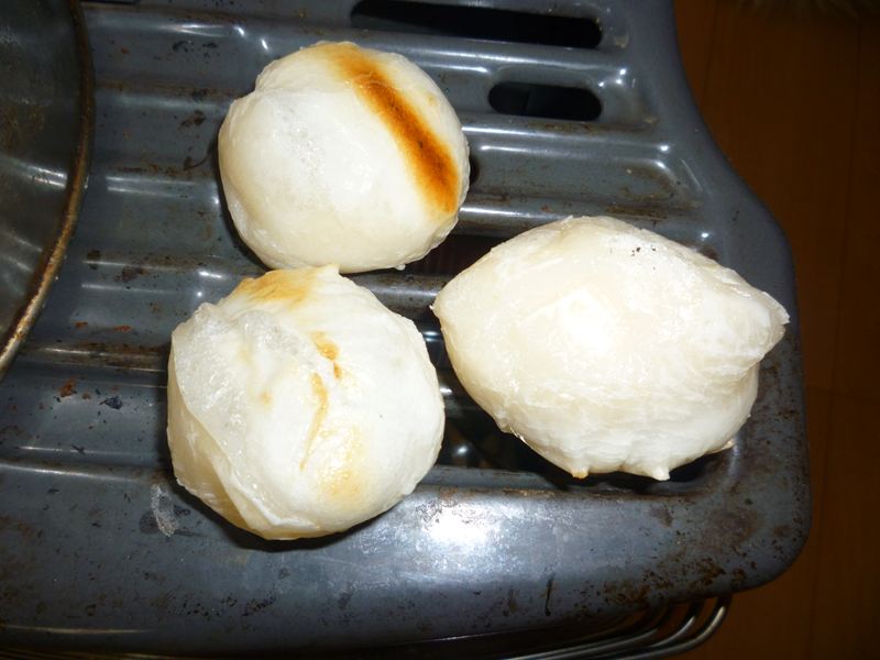 ストーブで焼き餅