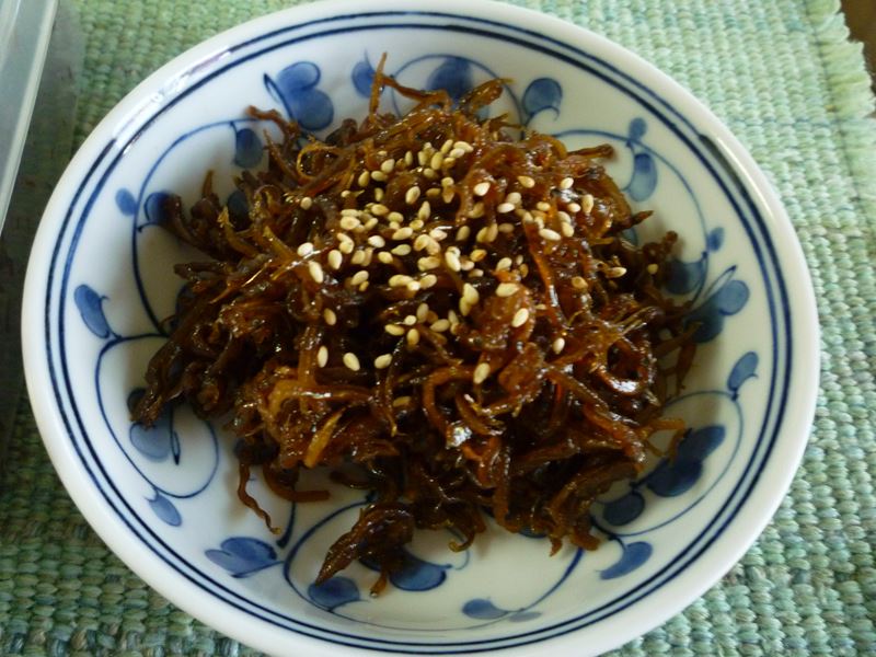 白ごまを振り