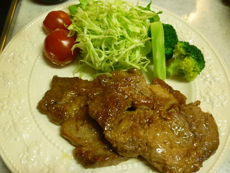 豚肉のショーガ焼き