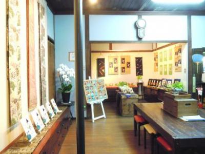 秋寅ミニディサービス作品展会場風景