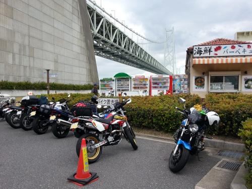 淡路駐車場