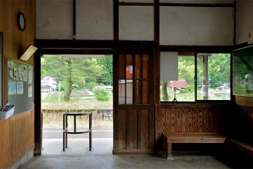 岩山駅(12)