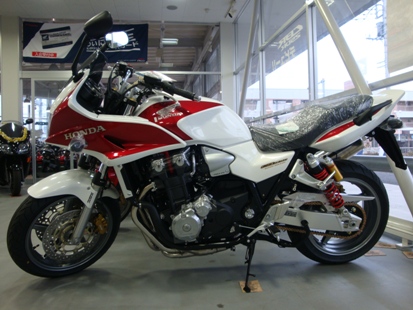 DSC03008-1.jpg
