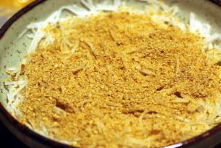 201208_daikon-goma.jpg