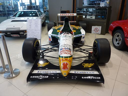 LOTUS107C_R.jpg