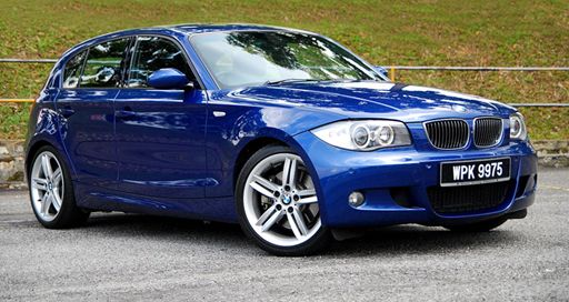 bmw130i_R.jpg