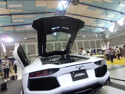 touhoku_aventador1_R.jpg