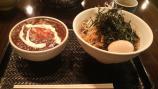 黒カレー肉そば