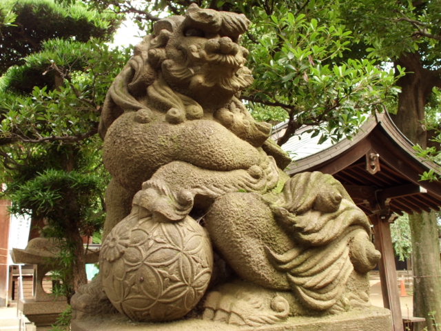 鳩森八幡狛犬2