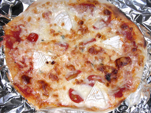 ピザハウスロッソの「ちょっぴり大人向け3枚セット」 カマンベールPIZZA