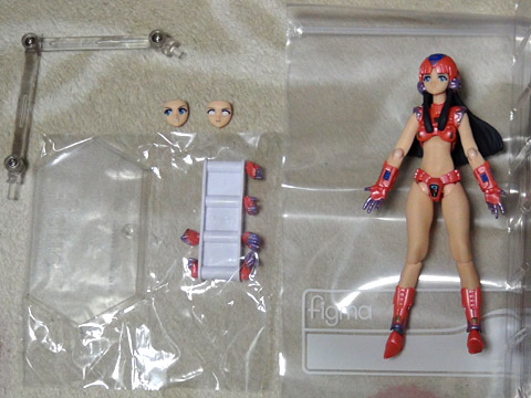 「Figma プラレス3四郎 桜姫」 パーツを並べた