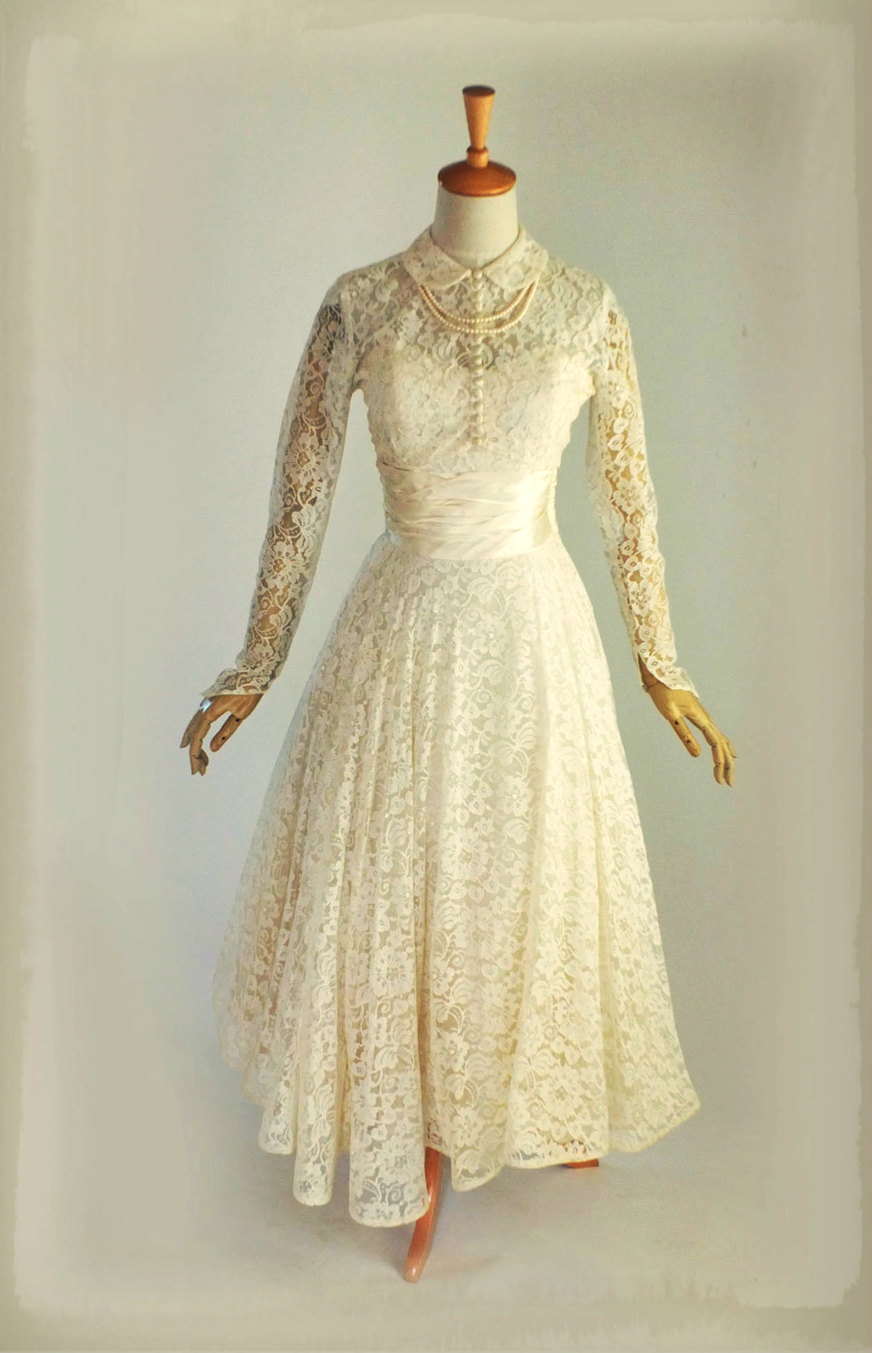1900年代のアンティークドレス ふわふわの襟 - ワンピース