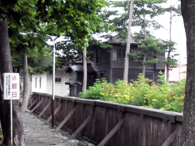015.jpg