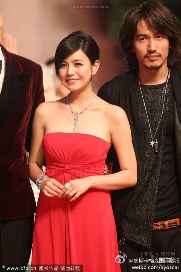 a5c6d24agw1du0x6huui6j.jpg