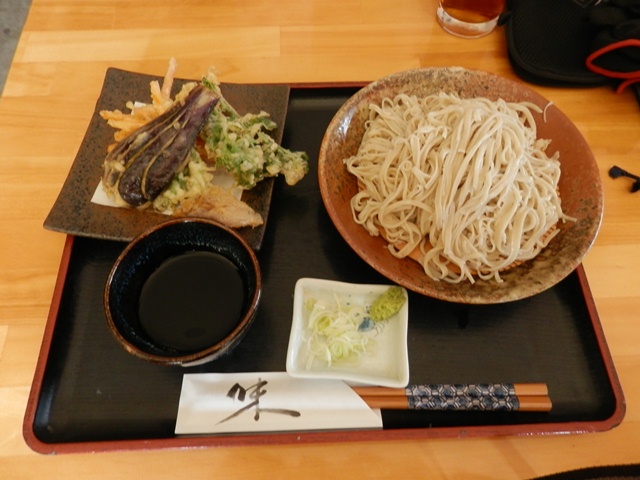 P000136.jpg