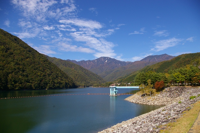 R000015.jpg