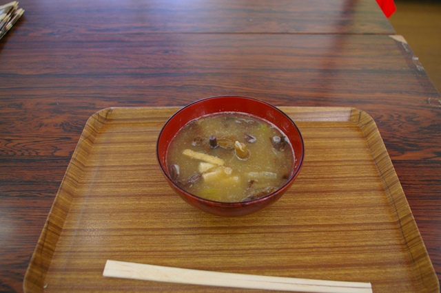 R000018.jpg