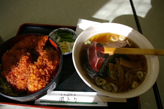R000035.jpg