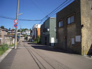 2012_0625_081415AA.jpg