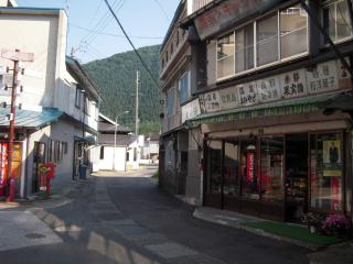 2012_0627_162654AA.jpg