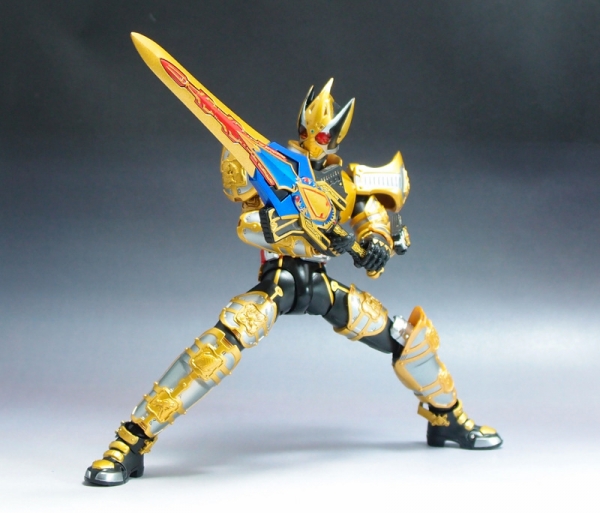 shf_maskedrider_blade_kingform (6)
