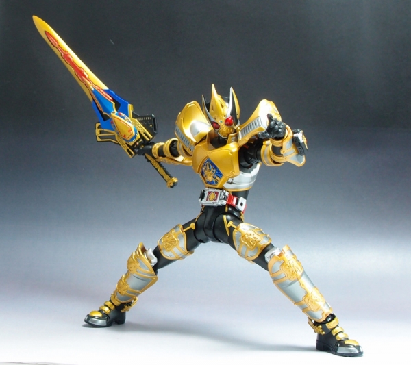 shf_maskedrider_blade_kingform (7)