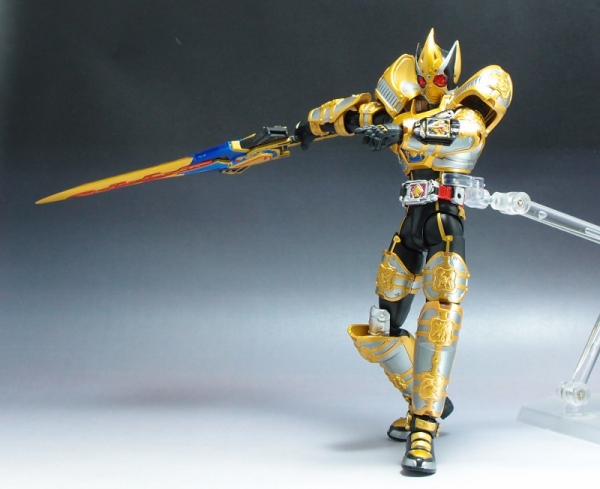 shf_maskedrider_blade_kingform (15)