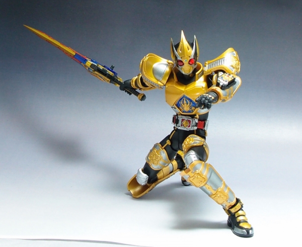shf_maskedrider_blade_kingform (18)