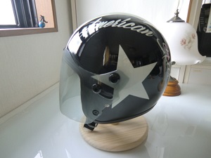 ヘルメットスタンド7