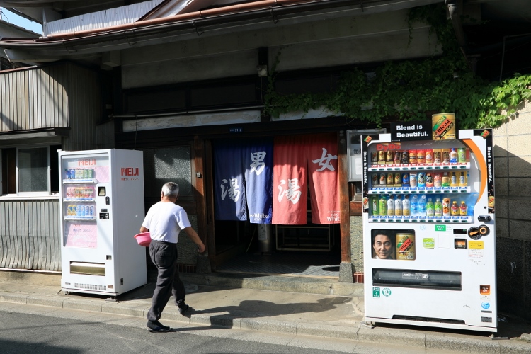 akabane_0037f.jpg