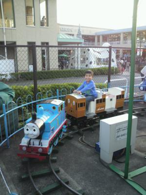 2012110415570000.jpg