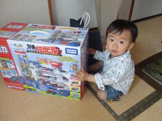 トミカプレゼント