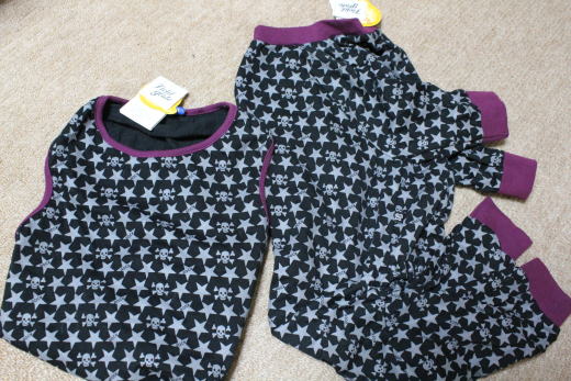 2つも買ってもらいましたのね( ̄∀ ̄)ウシシ♪