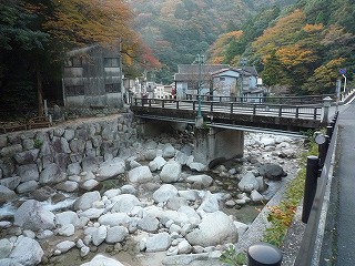 11,12、湯の山温泉、、P1030873