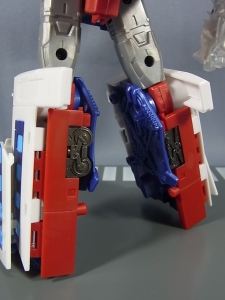 TFGo! G26 オートボット総司令官オプティマスエクスプライム ロボットモード016