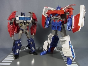 TFGo! G26 オプティマスエクスプライムで遊ぼう010
