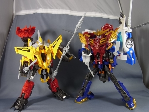 TFGo! G26 オプティマスエクスプライムで遊ぼう02015