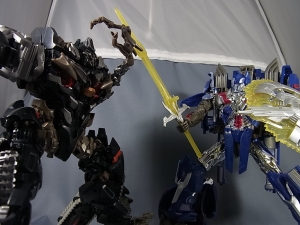 TF4 PEオプティマスプライムで遊ぼう018