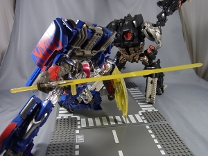 TF4 PEオプティマスプライムで遊ぼう020