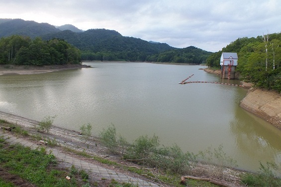 玉の湯 青山ダム1