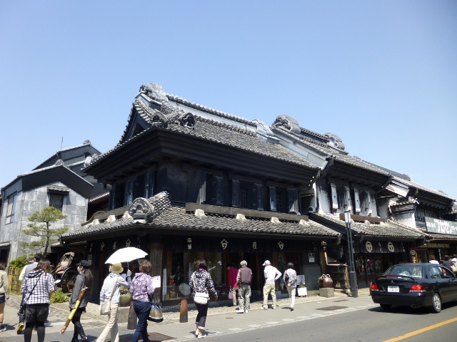 こんな古い建物があります