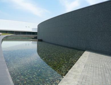 館林美術館と多々良沼6
