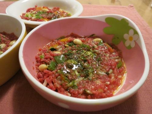 夜ご飯 馬肉の生肉とパンプキンスープ