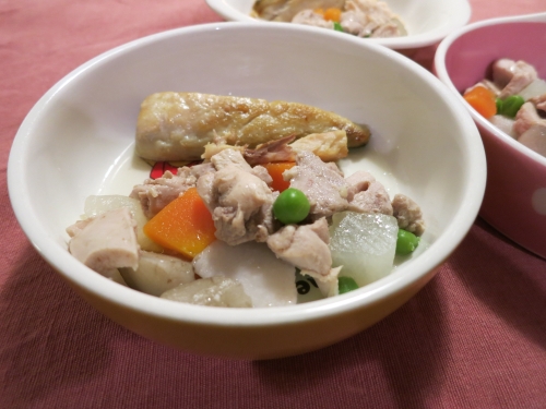 夜ご飯 鶏の根菜煮と鯖のオイル焼き