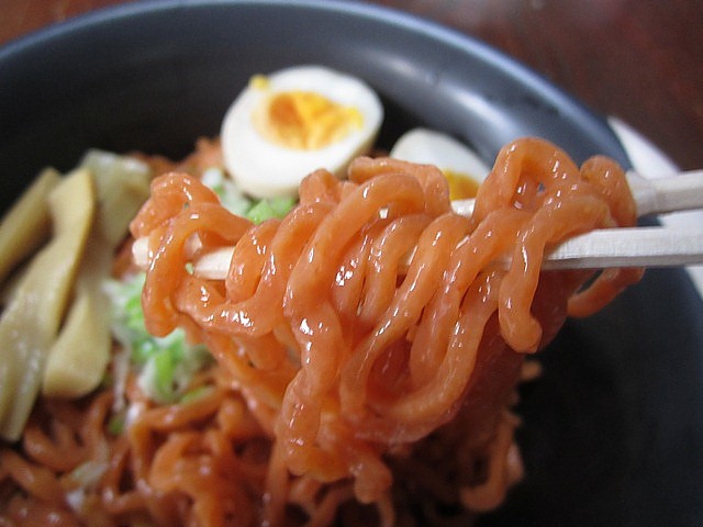 麺に唐辛子(^^;